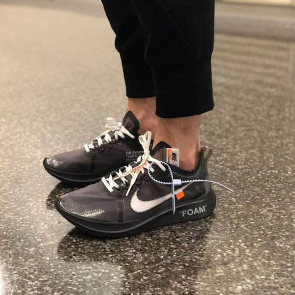 OFF-WHITE × ナイキ ZOOM FLY SP - オフホワイト × ズームフライ