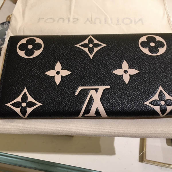 ポルトフォ LOUIS VUITTON - ルイヴィトン ポルトフォイユ・サラ 長