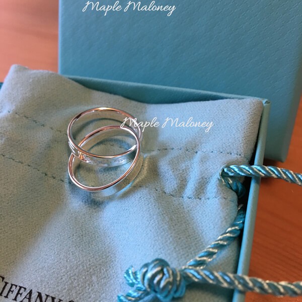 人気♪ Tiffany(ティファニー) インターロッキング リング
