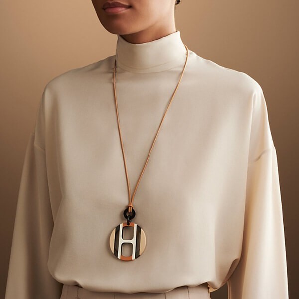 日本入手困難【エルメス ネックレス 偽物】☆Anhanger H 水牛