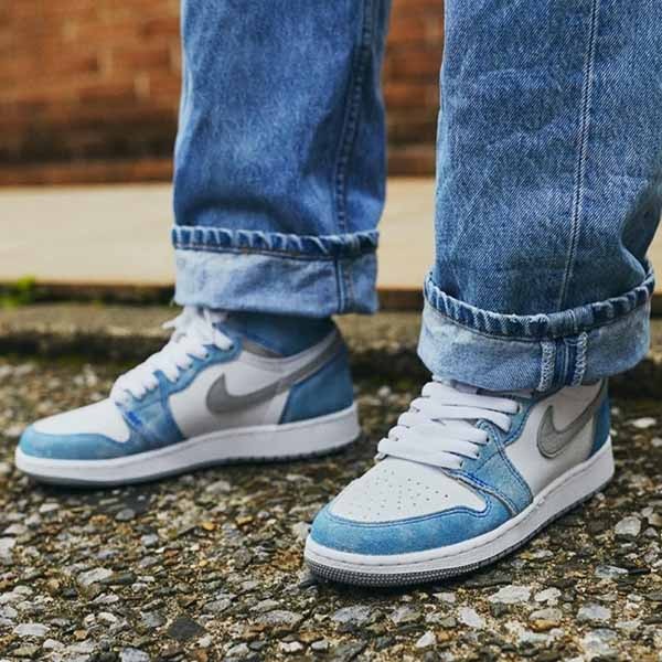 最大72％オフ！ エアージョーダン1 ハイパーロイヤル ecousarecycling.com