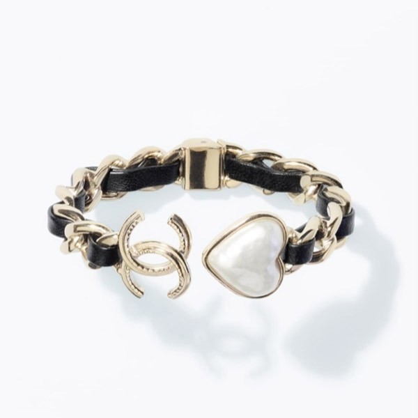 ★ゴージャス！【 CHANEL 】バングル ゴージャスさをプラス☆】CHANEL バングル (CHANEL/ブレスレット