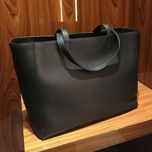 限定品【バレンシアガ】エブリデイ EAST-WEST トートバッグ 偽物 限定品【バレンシアガ】エブリデイ EAST-WEST トートバッグ 偽物