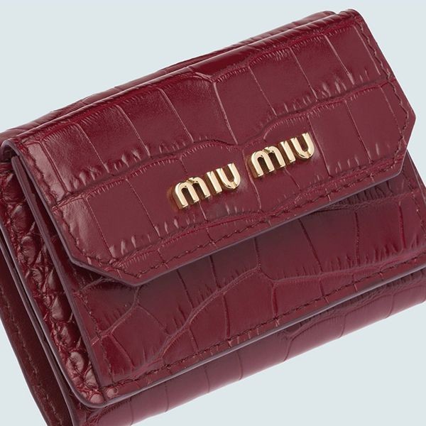 ☆国内発送☆ ミュウミュウ クロコダイルプリント ミニ財布 偽物