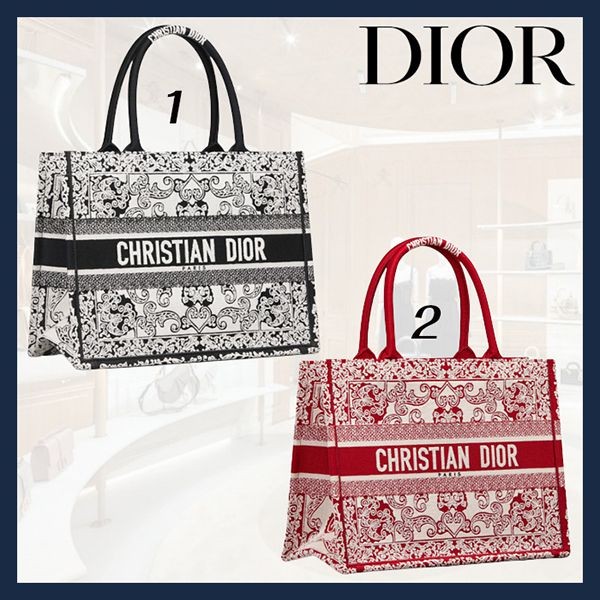 お洒落で可愛いディオール ブックトート 偽物 ミディアム バッグ