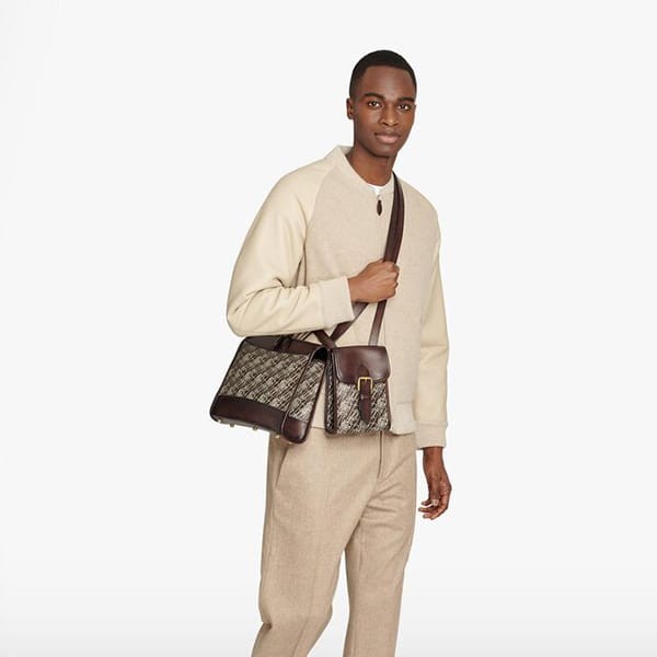 大人気定番ベルルッティ 偽物 Musette Toile Marbeuf 大人気定番ベルルッティ 偽物 Musette Toile Marbeuf