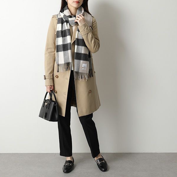 バーバリー マフラー 偽物HALF MEGA CHECK CASHMERE