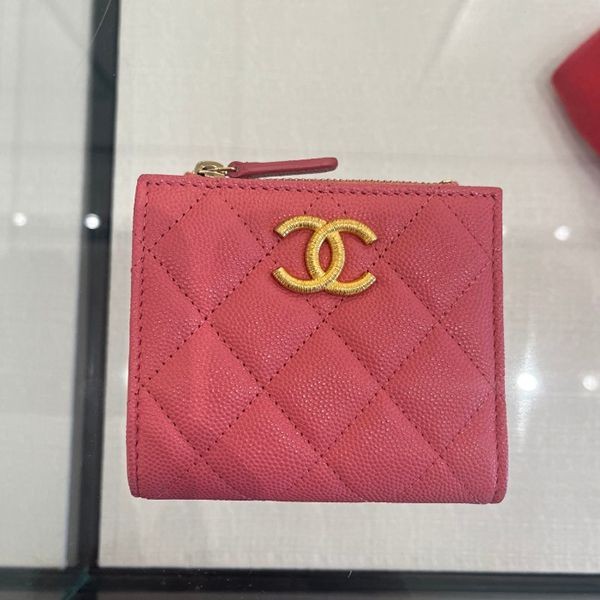 専用‼️【可愛い‼️定番人気‼️】CHANEL キャビアスキン　折財布　二つ折り CHANEL キャビアスキン二つ折り財布の買取実績 | 買取専門店さすがや