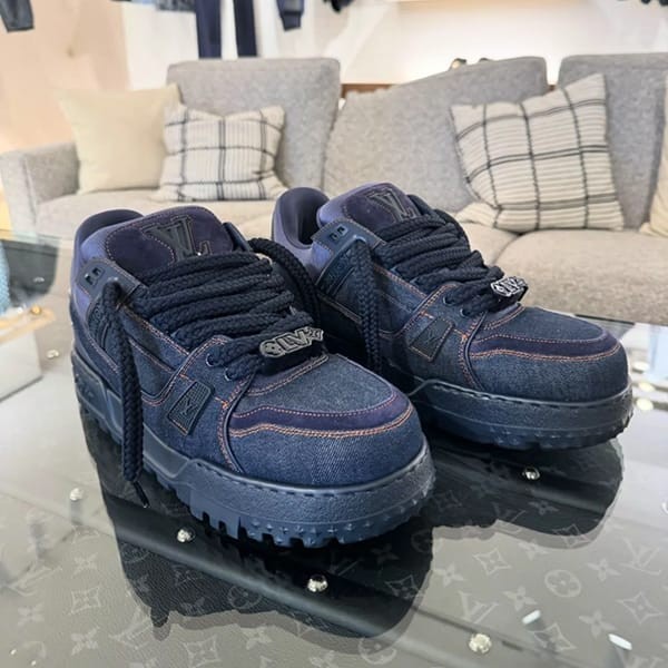 大人気【LOUIS VUITTON】トレイナー マキシ・ライン スニーカー 新作》 LOUIS VUITTON トレイナー マキシ・ライン スニーカー