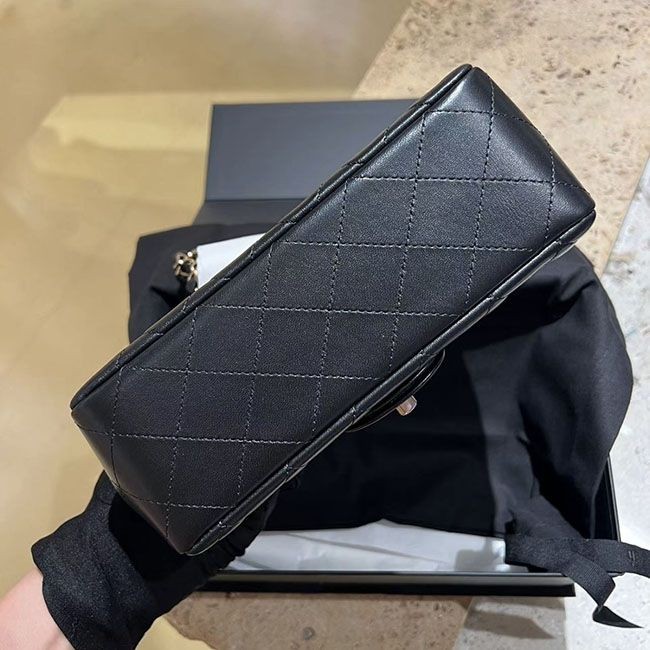 限定カラー】ミニマトラッセ新サイズ シャネル ミニ フラップ バッグ