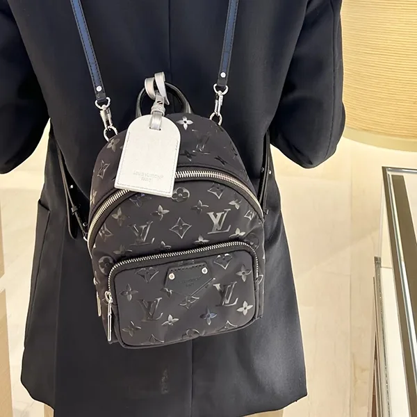 日本よりお得に！【LV SKIコレクション】ルイヴィトン バックパック N