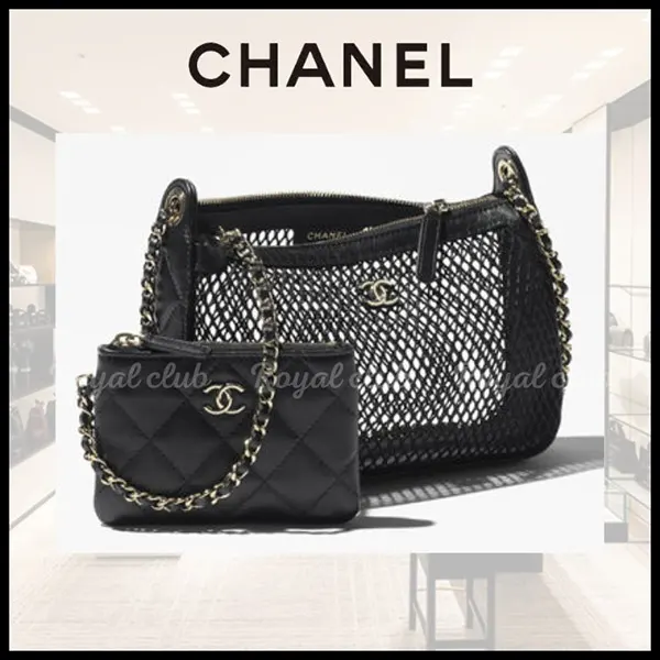 煌めく♡長年愛用できる上質素材【CHANEL】クラッチバッグ メタリックが煌めく☆】CHANEL チェーンクラッチバッグ (CHANEL